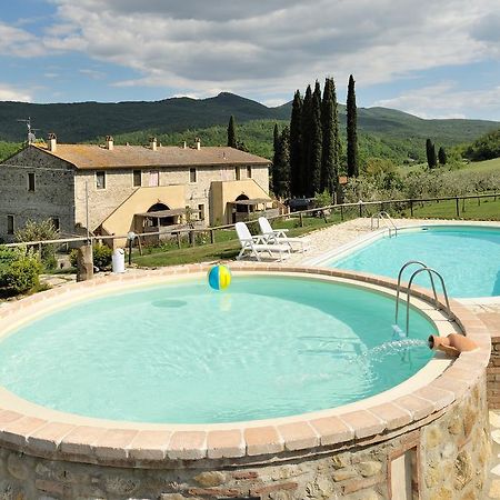 Agriturismo Due Ponti Chianni Exterior foto