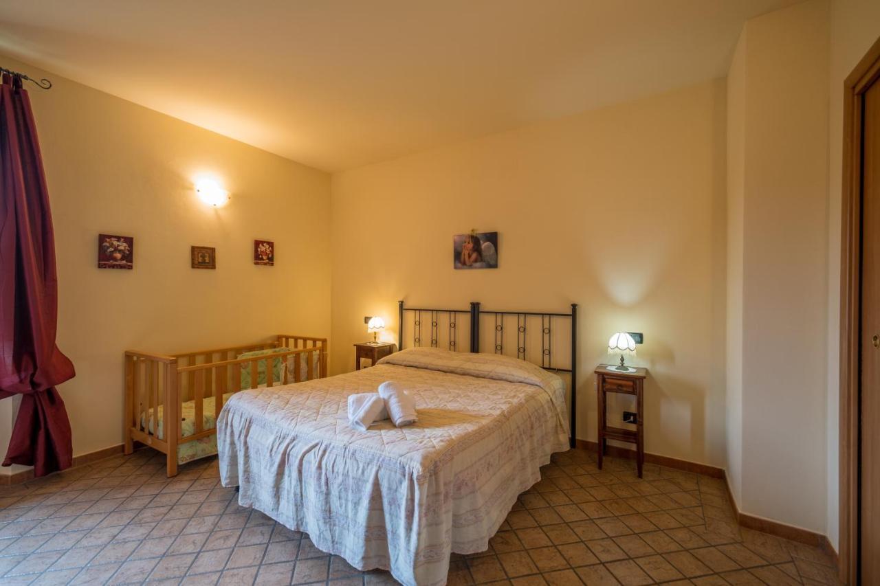 Agriturismo Due Ponti Chianni Exterior foto