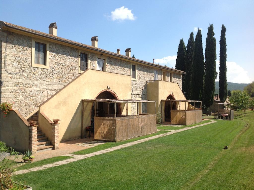 Agriturismo Due Ponti Chianni Zimmer foto