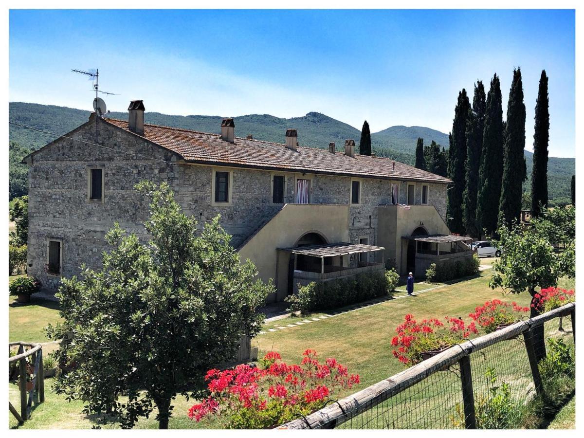 Agriturismo Due Ponti Chianni Exterior foto